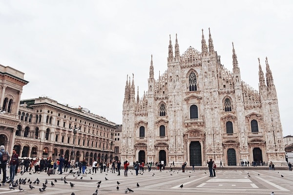 top 8 things to see on your trip to Italy Milan Duomo