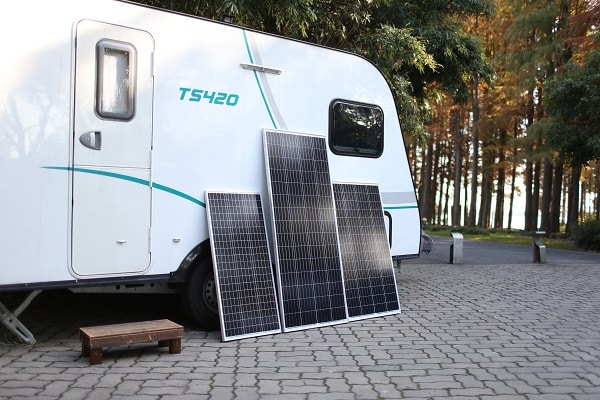 save energy while camping use solar panels